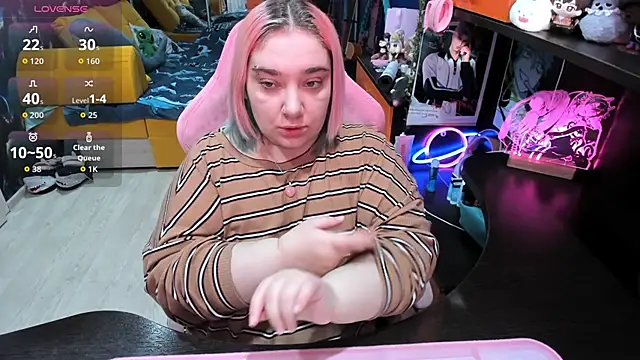 Softie Sofy online show from 02-27-26, 03:07