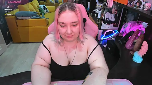 Softie Sofy online show from 06-27-26, 03:45