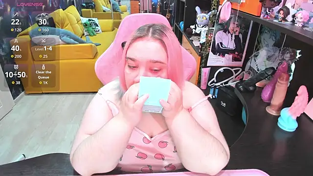 Softie Sofy online show from 06-20-26, 02:38