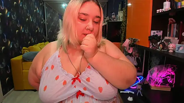 Softie Sofy online show from 07-25-26, 02:08