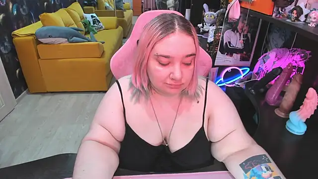 Softie Sofy online show from 06-30-26, 02:44