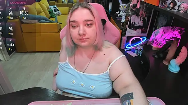 Softie Sofy online show from 07-07-26, 01:41
