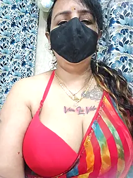 cute-tanvi online show from 10-06-25, 12:23