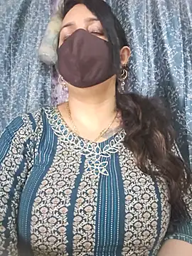Snapshot of cute-tanvi chatting on 07-25-26, 12:44 cute-tanvi online show from 07-25-26, 12:44
