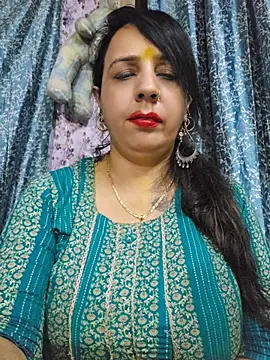 Snapshot of cute-tanvi chatting on 05-26-26, 01:42 cute-tanvi online show from 05-26-26, 01:42