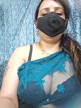 cute-tanvi online show from 03-10-25, 01:01