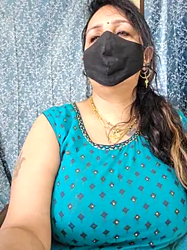 cute-tanvi online show from 03-08-25, 01:28