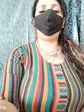 cute-tanvi online show from 03-10-25, 10:18
