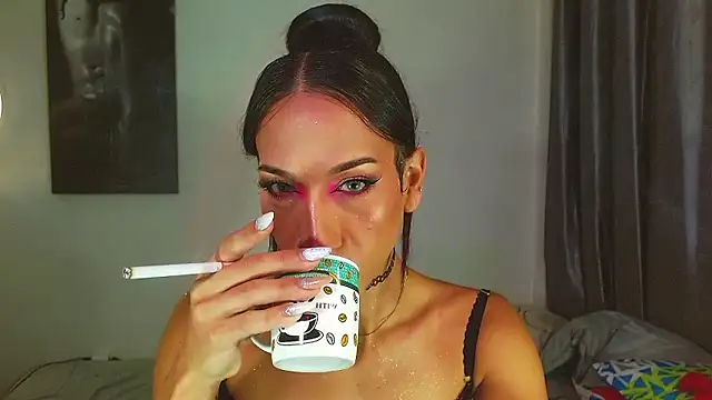 Kenisha Sweet online show from 01-10-26, 05:52