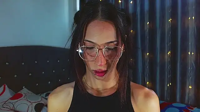 Kenisha Sweet online show from 02-14-26, 04:51