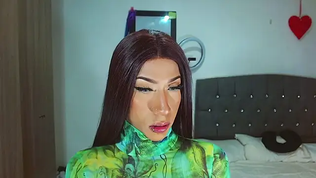 Kenisha Sweet online show from 10-10-25, 08:53