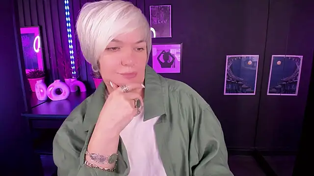 CarmenSoft online show from 11-21-25, 08:52