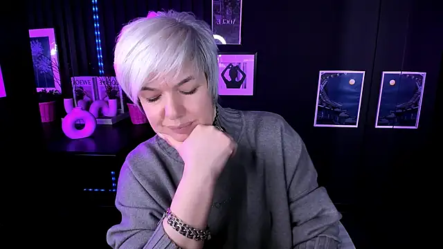 CarmenSoft online show from 03-18-26, 08:32