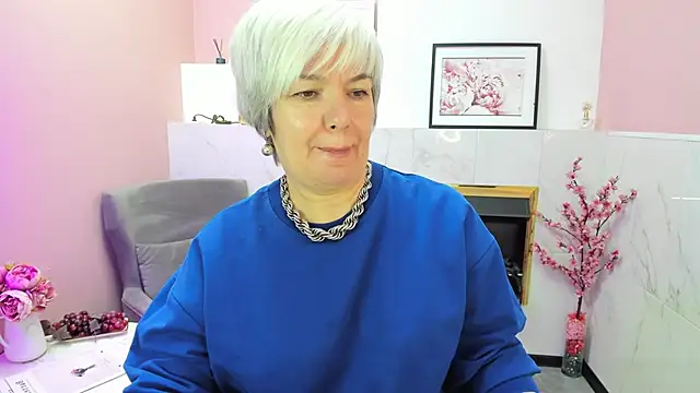 CarmenSoft online show from 09-14-25, 08:42
