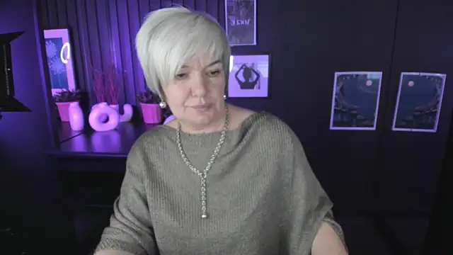 CarmenSoft online show from 10-24-25, 08:41