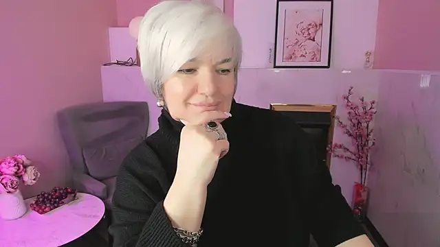 CarmenSoft online show from 04-19-26, 08:55