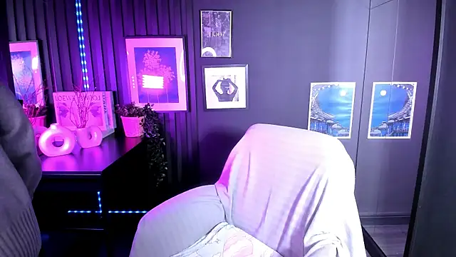 CarmenSoft online show from 03-11-26, 08:36