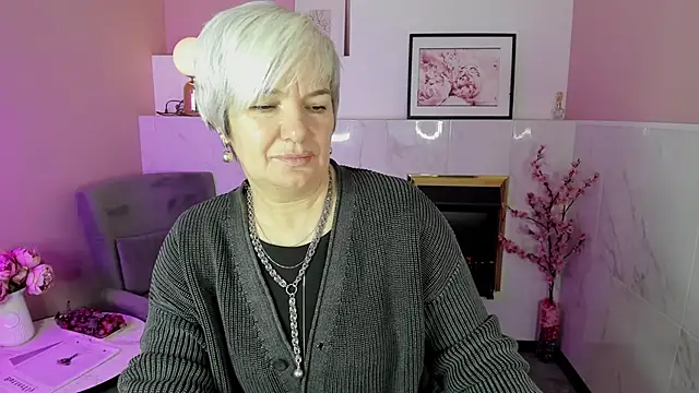 CarmenSoft online show from 09-26-25, 08:49