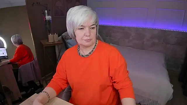 CarmenSoft online show from 05-15-26, 08:51