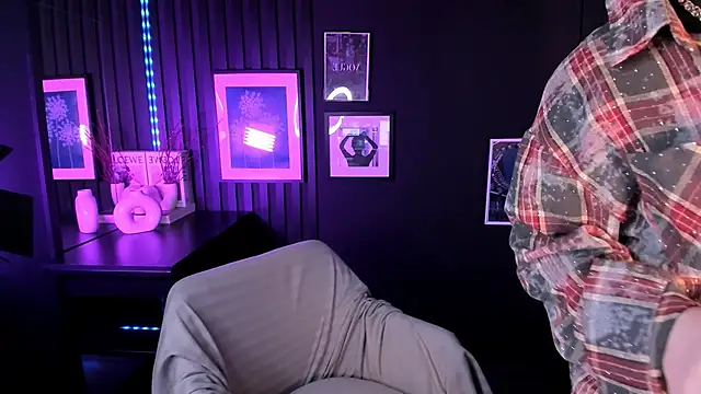 CarmenSoft online show from 04-22-26, 08:48