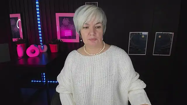 CarmenSoft online show from 10-28-25, 08:41