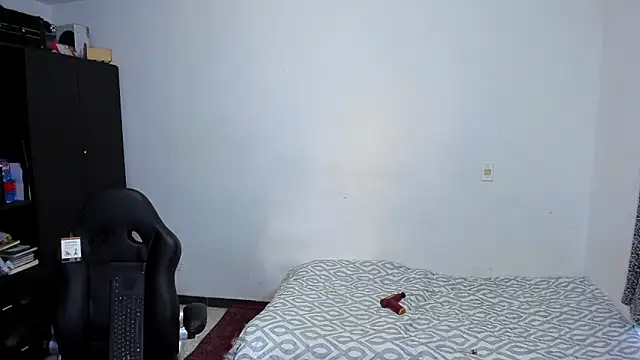 ares sexxx online show from 04-14-26, 11:48