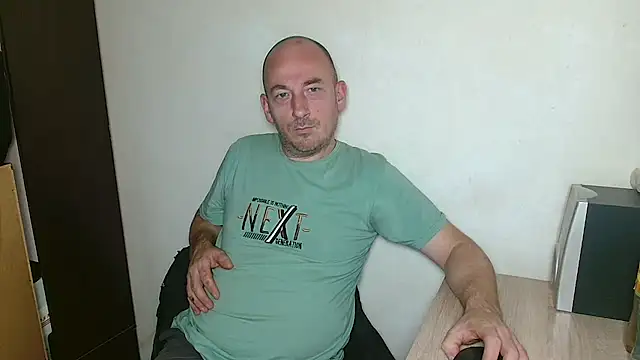 Johan   Barker online show from 11-28-25, 10:59