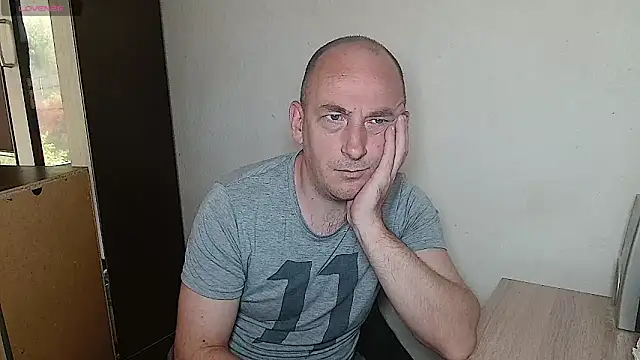 Johan   Barker online show from 04-28-26, 10:52