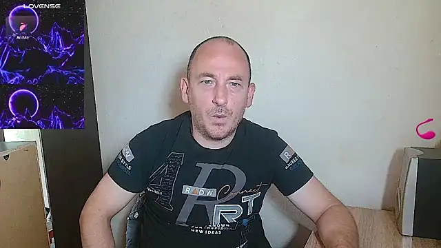Snapshot of Johan___Barker chatting on 06-02-26, 09:53 Johan Barker online show from 06-02-26, 09:53