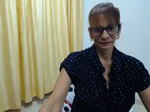 Snapshot of mommysexy16 chatting on 03-16-25, 11:59 mommysexy16 online show from 03-16-25, 11:59