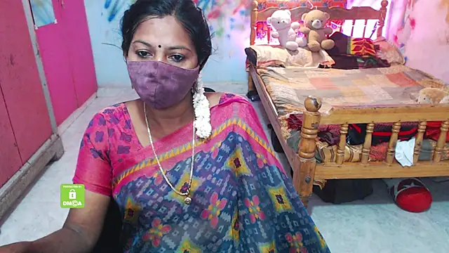 Snapshot of Novapol chatting on 11-20-25, 01:34 Novapol online show from 11-20-25, 01:34