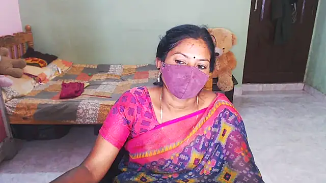 Snapshot of Novapol chatting on 02-08-26, 06:11 Novapol online show from 02-08-26, 06:11