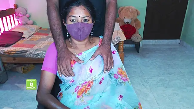 Snapshot of Novapol chatting on 12-14-25, 12:00 Novapol online show from 12-14-25, 12:00