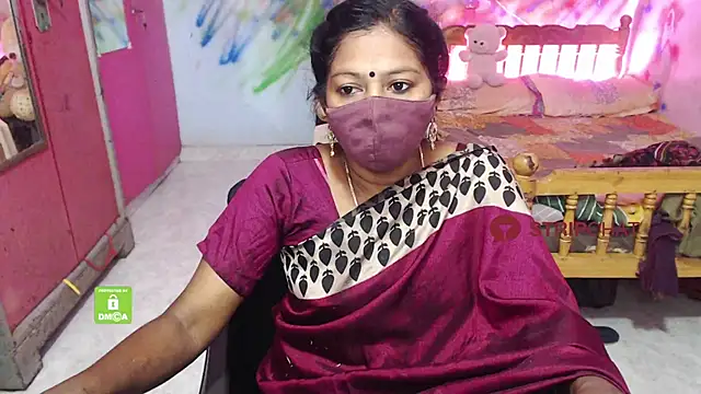 Snapshot of Novapol chatting on 09-17-25, 12:40 Novapol online show from 09-17-25, 12:40