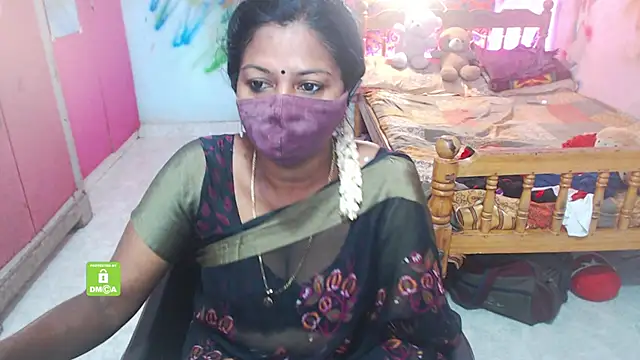 Snapshot of Novapol chatting on 11-21-25, 05:39 Novapol online show from 11-21-25, 05:39