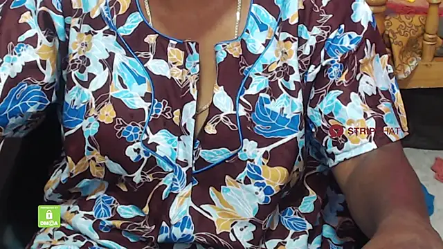 Snapshot of Novapol chatting on 09-30-25, 06:03 Novapol online show from 09-30-25, 06:03