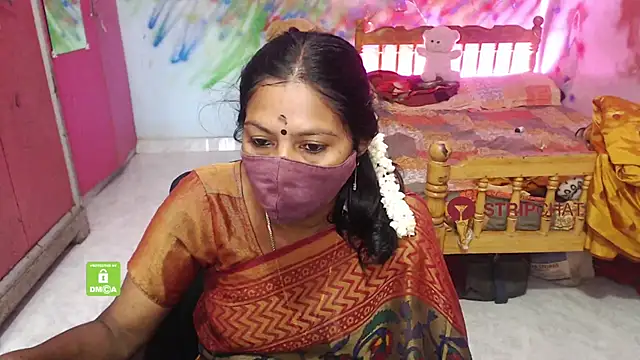 Snapshot of Novapol chatting on 10-02-25, 05:33 Novapol online show from 10-02-25, 05:33