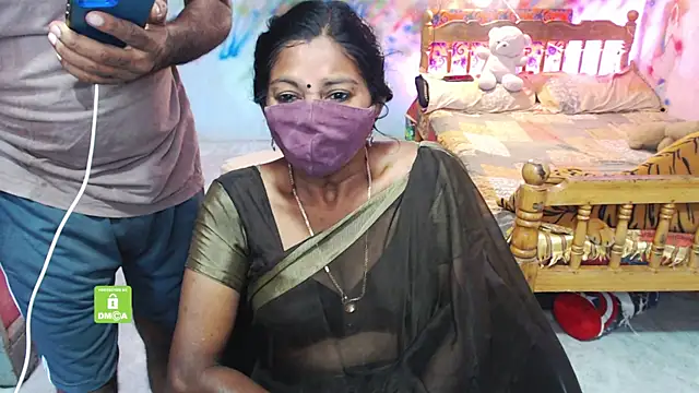 Snapshot of Novapol chatting on 11-07-25, 05:34 Novapol online show from 11-07-25, 05:34