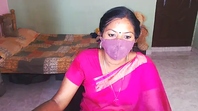 Snapshot of Novapol chatting on 02-07-26, 04:31 Novapol online show from 02-07-26, 04:31