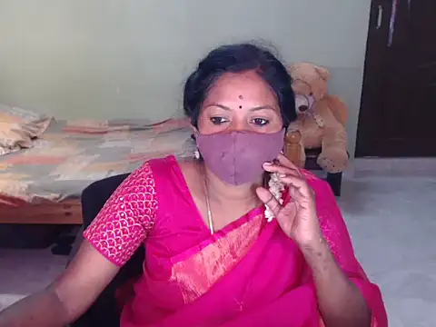 Snapshot of Novapol chatting on 06-26-26, 01:39 Novapol online show from 06-26-26, 01:39
