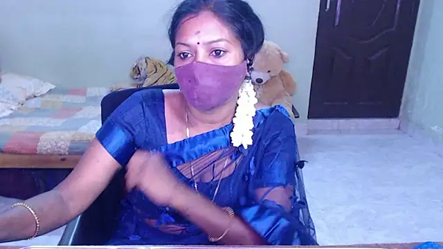 Snapshot of Novapol chatting on 07-18-26, 01:09 Novapol online show from 07-18-26, 01:09