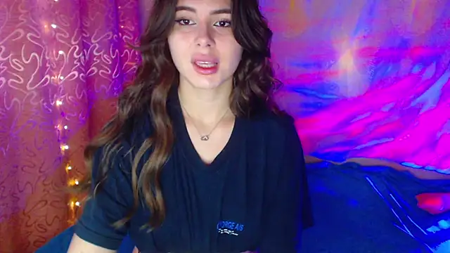 ViollinaLove online show from 10-28-25, 05:39