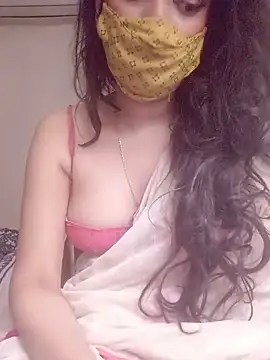 Snapshot of Lavanya_Shah chatting on 06-19-26, 03:29 Lavanya Shah online show from 06-19-26, 03:29