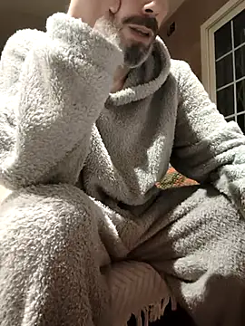 207RCCam online show from 11-30-25, 06:25