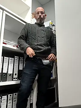 207RCCam online show from 11-14-25, 02:54