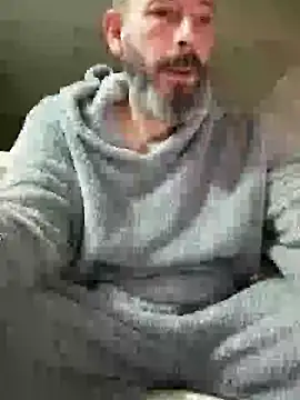 Snapshot of 207RCCam chatting on 01-12-25, 03:17 207RCCam online show from 01-12-25, 03:17