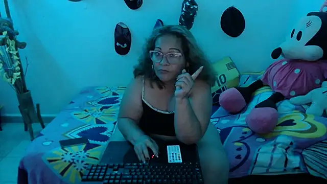 Britney-22 online show from 03-17-26, 11:30