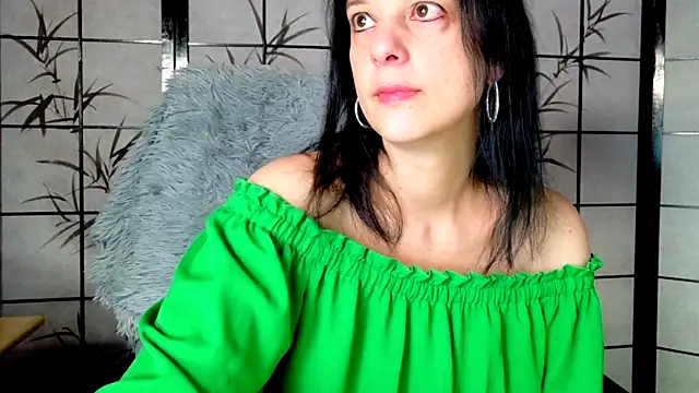  Sweetlonglips  online show from 01-13-26, 05:55