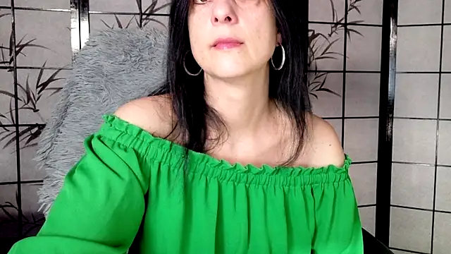  Sweetlonglips  online show from 02-19-26, 08:00