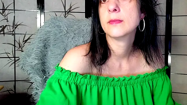  Sweetlonglips  online show from 12-01-25, 06:03